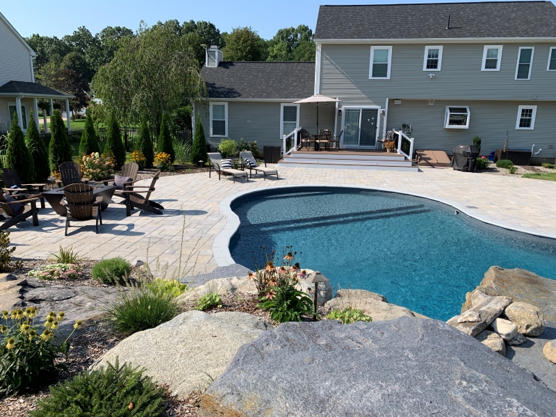 OUTDOOR OASIS-WESTFIELD, MA-01085